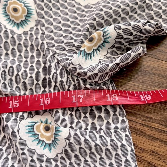 Lulu's Black and Gold Patterned Midi Dress - Picture 8 of 10